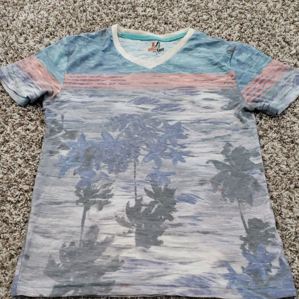 Amplify v neck shirt palm tree print - Picture 1 of 3